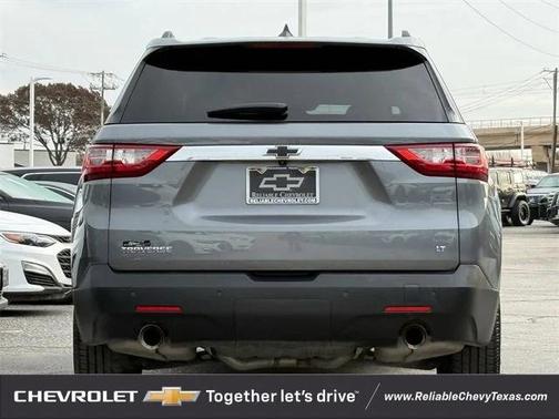 2021 Chevrolet Traverse LT Cloth