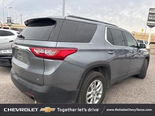 2021 Chevrolet Traverse LT Cloth
