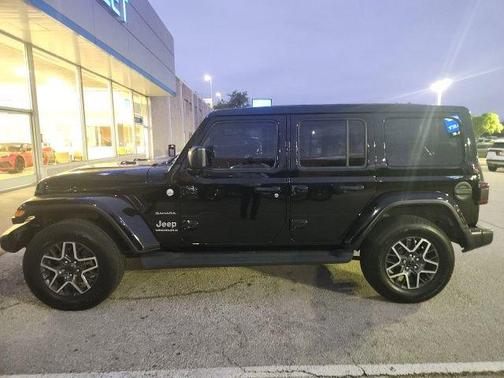 2024 Jeep Wrangler 4-Door Sahara 4x4