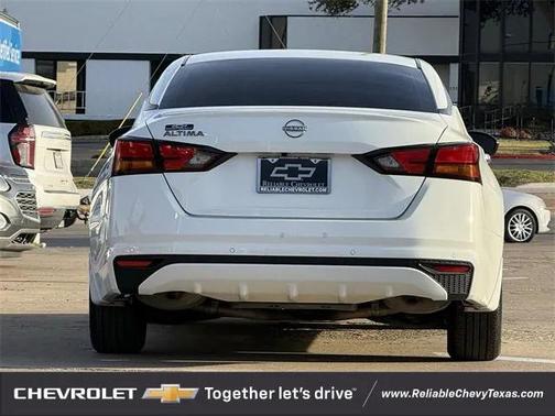 2024 Nissan Altima S FWD