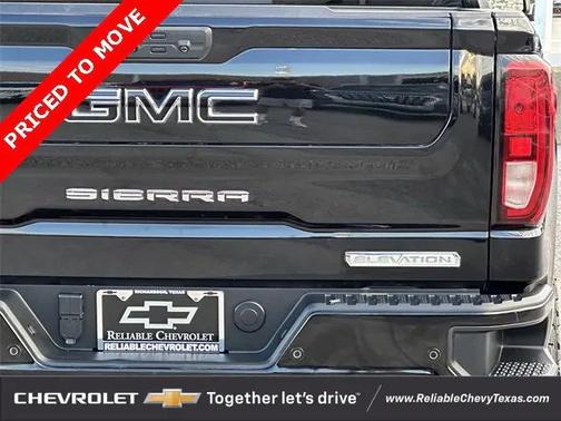 2022 GMC Sierra 1500 Elevation