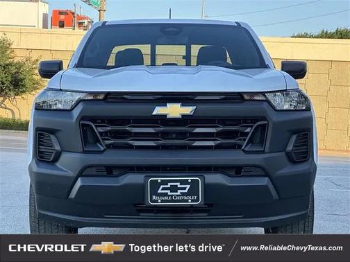 2025 Chevrolet Colorado WT