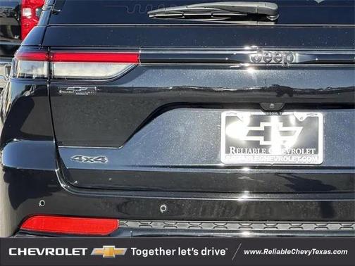 2023 Jeep Grand Cherokee Altitude