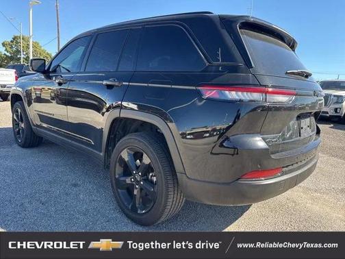 2023 Jeep Grand Cherokee Altitude