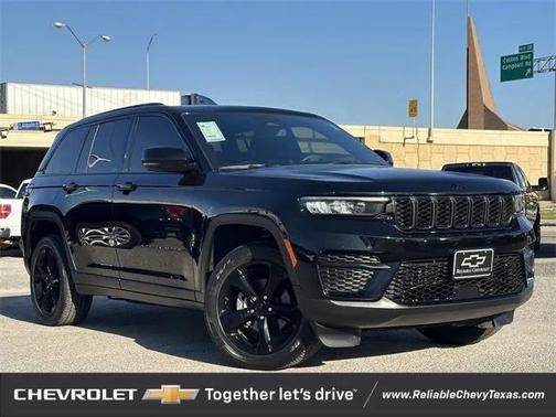 2023 Jeep Grand Cherokee Altitude