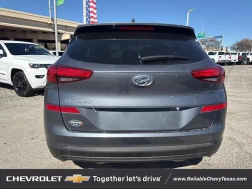 2021 Hyundai TUCSON SE