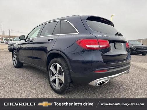 2016 Mercedes-Benz GLC 300 Base
