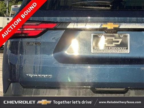 2023 Chevrolet Traverse LT Cloth