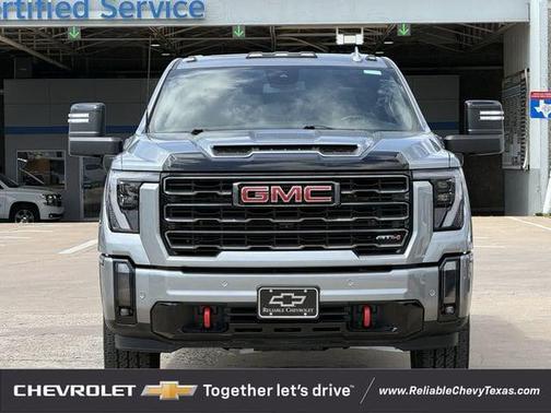 Sterling Metallic 2024 GMC Sierra 2500 AT4