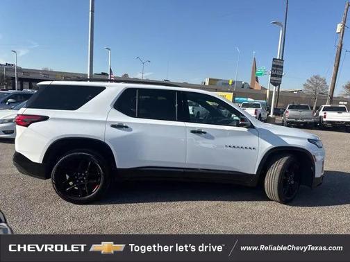 2022 Chevrolet Traverse Premier