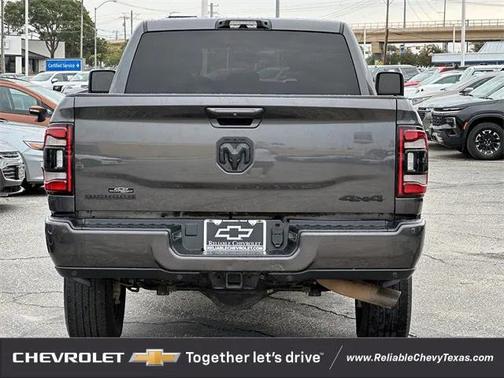 2023 RAM 2500 Big Horn Crew Cab 4x4 6'4' Box