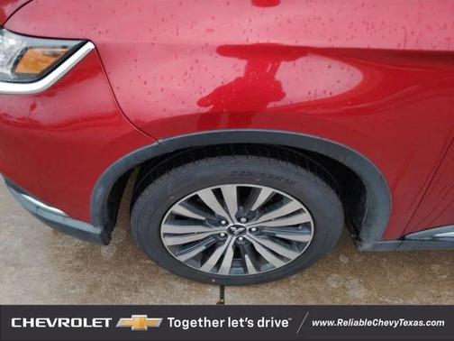 2020 Mitsubishi Outlander ES