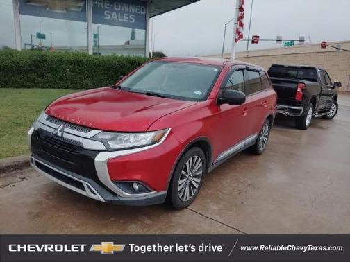 2020 Mitsubishi Outlander ES