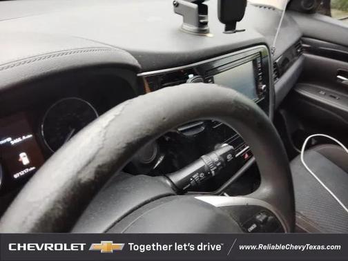 2020 Mitsubishi Outlander ES