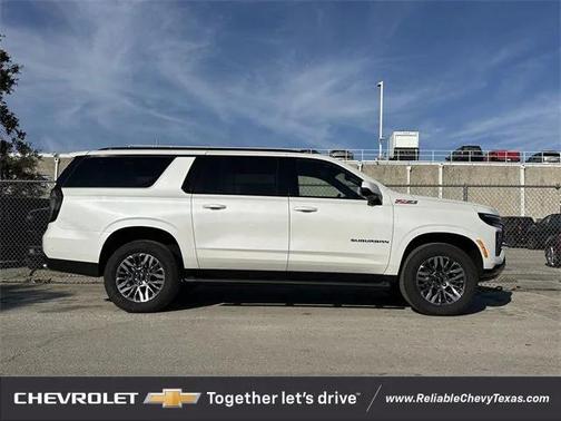 2025 Chevrolet Suburban 4WD Z71