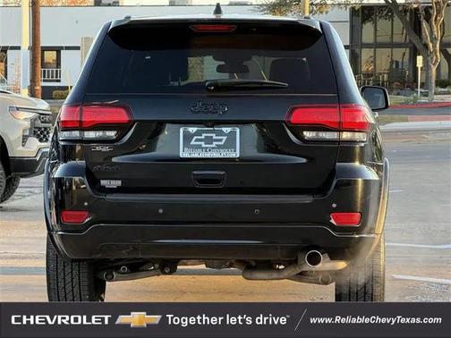 2021 Jeep Grand Cherokee Laredo