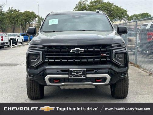 2025 Chevrolet Suburban 4WD Z71