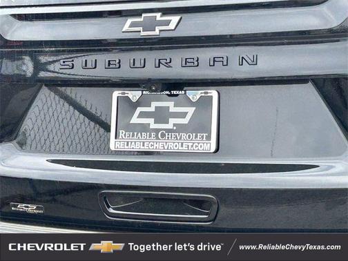 2025 Chevrolet Suburban 4WD Z71