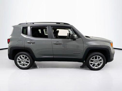 2022 Jeep Renegade Latitude