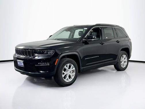 Diamond Black Crystal Pearlcoat 2023 Jeep Grand Cherokee Limited
