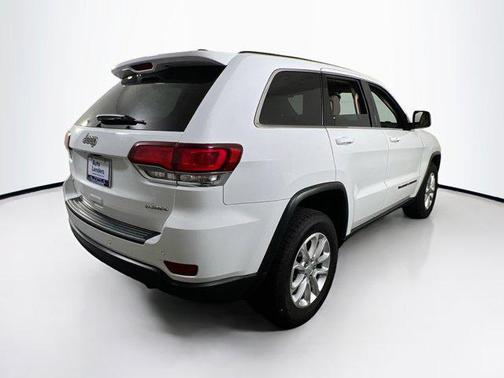 2022 Jeep Grand Cherokee Laredo