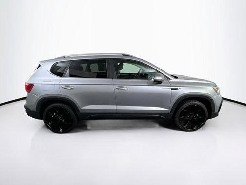 2022 Volkswagen Taos 1.5T SEL