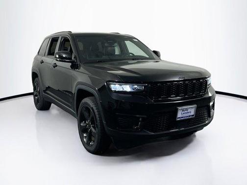2022 Jeep Grand Cherokee Altitude