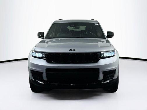 2022 Jeep Grand Cherokee L Altitude