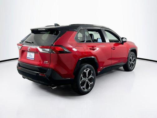 2025 Toyota RAV4 Hybrid SE