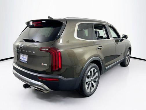 2020 Kia Telluride S