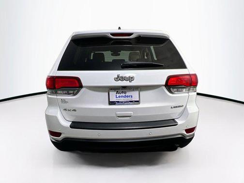 2022 Jeep Grand Cherokee Laredo