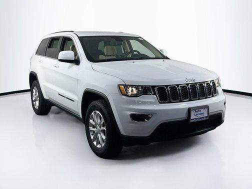 2022 Jeep Grand Cherokee Laredo