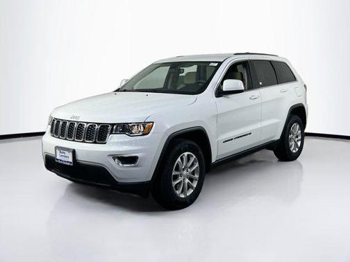 2022 Jeep Grand Cherokee Laredo