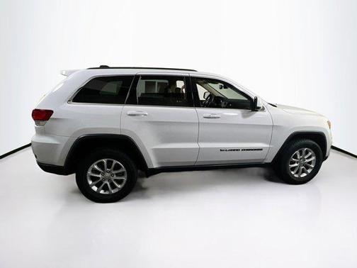 2022 Jeep Grand Cherokee Laredo