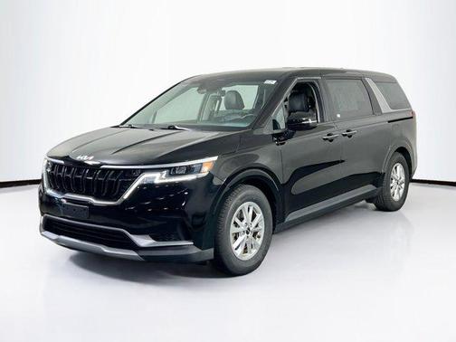 2023 Kia Carnival LX