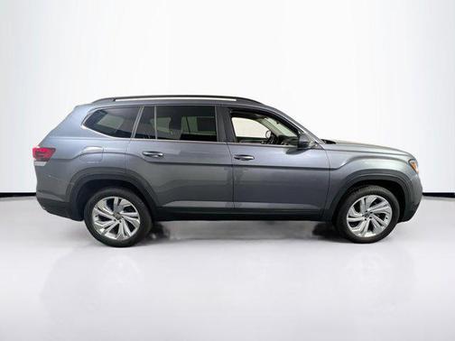 2022 Volkswagen Atlas 2.0T SE w/Technology 4MOTION
