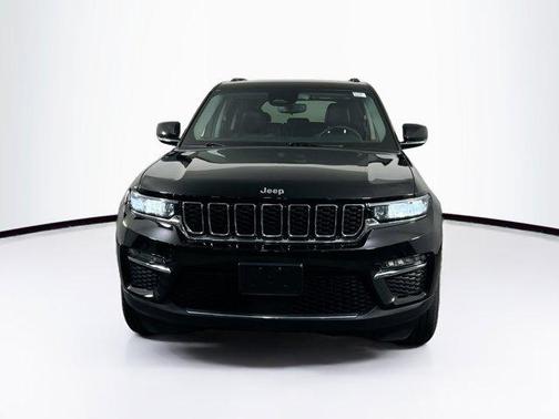 2023 Jeep Grand Cherokee Limited X