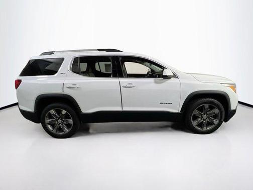 2017 GMC Acadia SLT-2