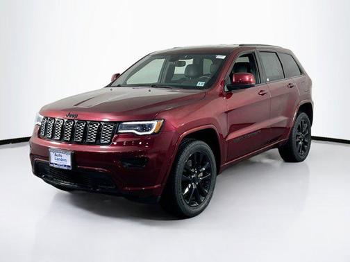 2022 Jeep Grand Cherokee Laredo