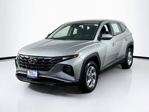 Shimmering Silver 2023 Hyundai TUCSON SE