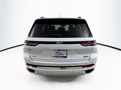 2022 Jeep Grand Cherokee Overland