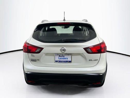 2017 Nissan Rogue Sport SL