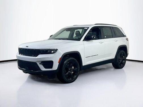 2023 Jeep Grand Cherokee Altitude