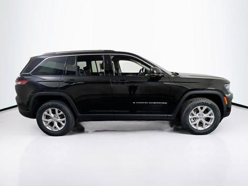 2022 Jeep Grand Cherokee Limited X