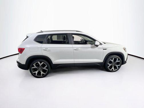 2023 Volkswagen Taos 1.5T SEL