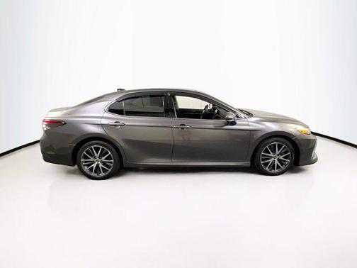 2022 Toyota Camry XLE