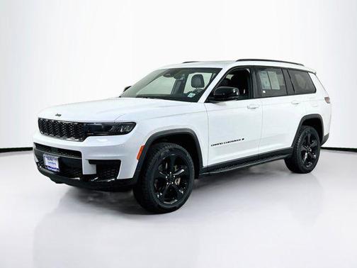 Bright White Clearcoat 2023 Jeep Grand Cherokee L Altitude