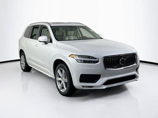 2023 Volvo XC90 B5 Core