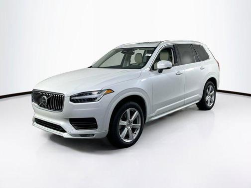 2023 Volvo XC90 B5 Core