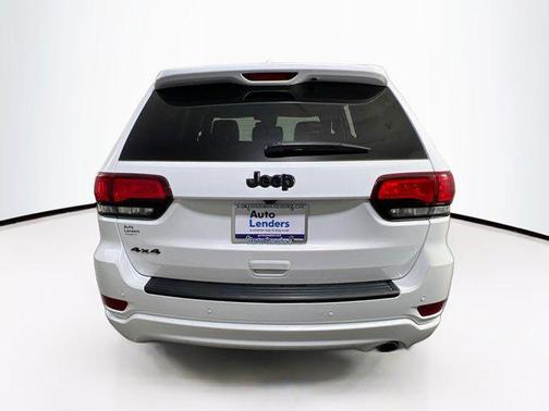 2022 Jeep Grand Cherokee Laredo